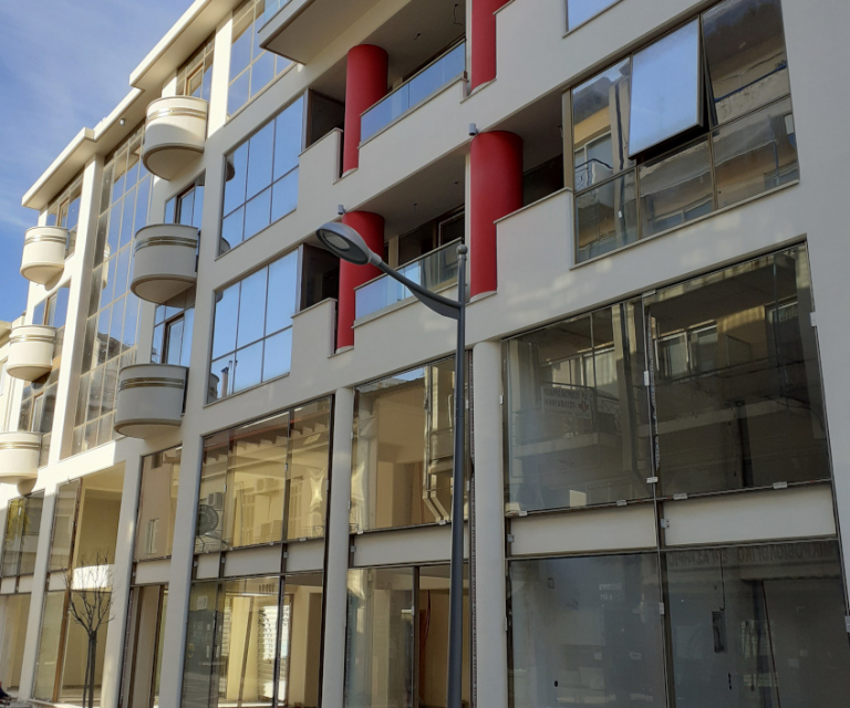 Συγκρότημα Γραφείων και Καταστημάτων